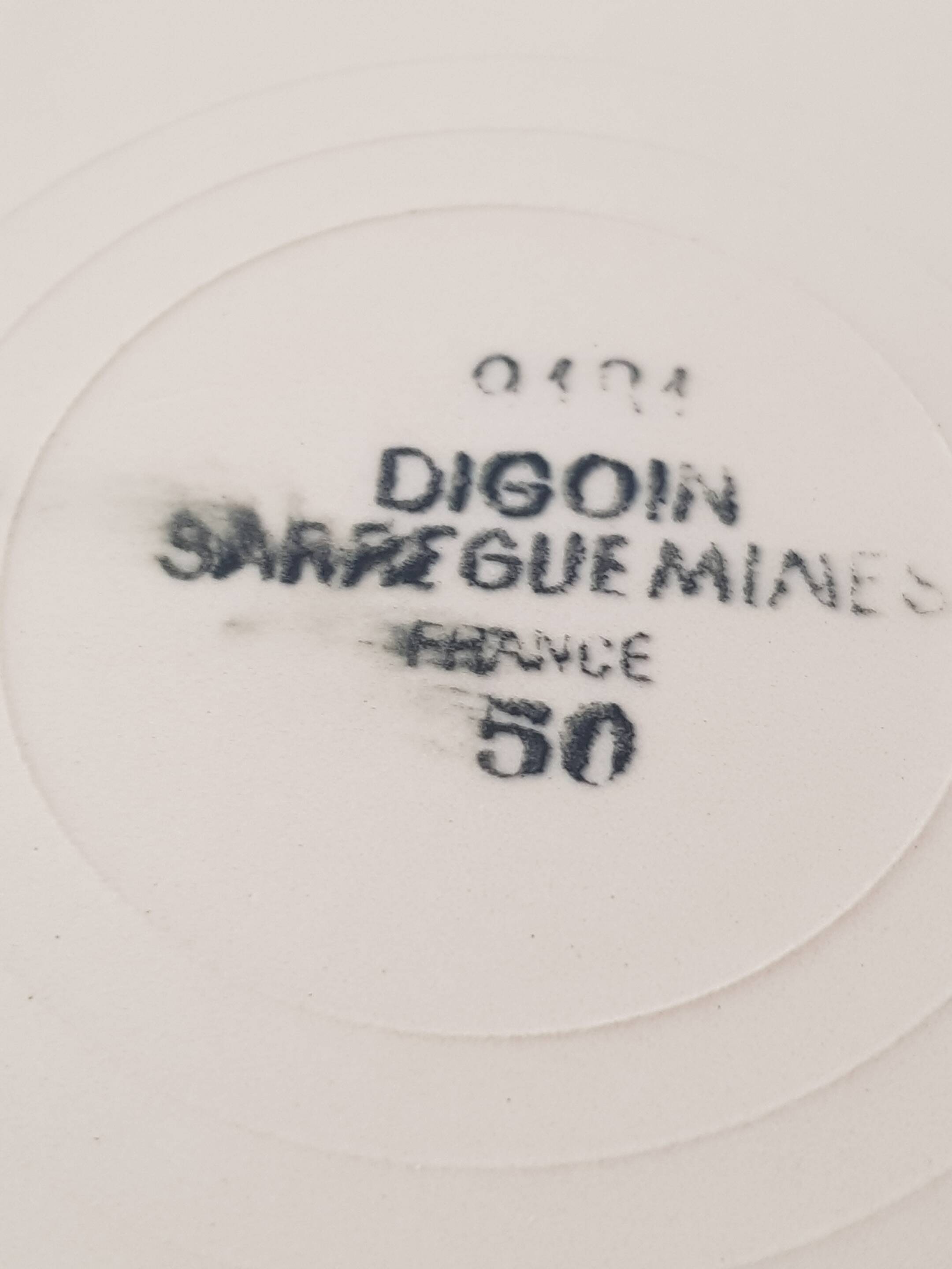 8 assiettes creuses Digoin Sarreguemines rose pourpre décor 9181