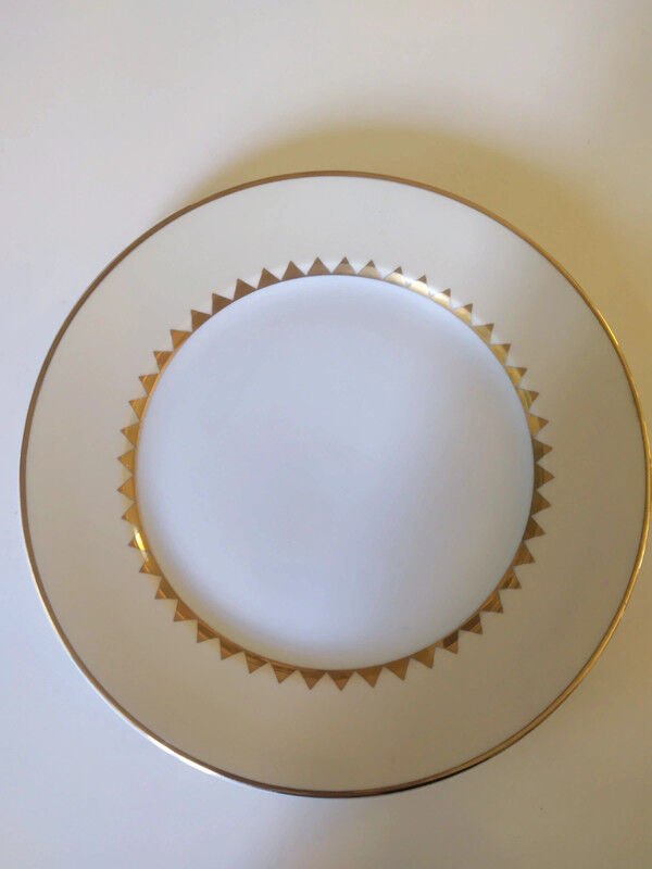 Serving plate Geneviève Lethu
