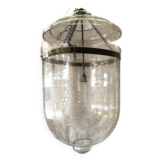 Grande lanterne en verre gravé