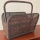 Porte-revue vintage en rotin et cannage