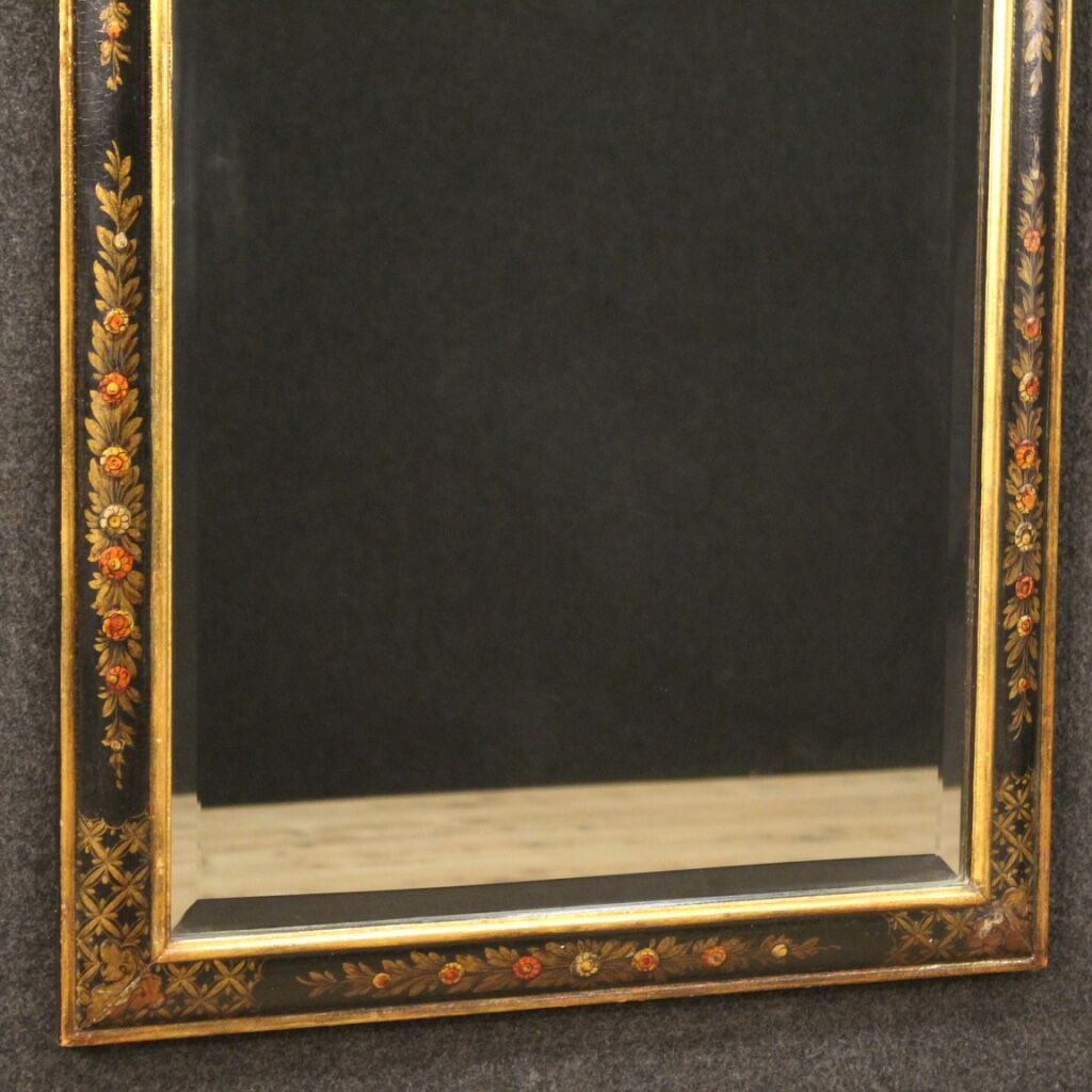 English mirror chinoiserie lacquered, gilded and painted