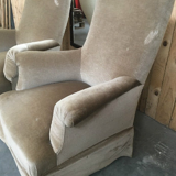 Pair of chairs to rest XIX