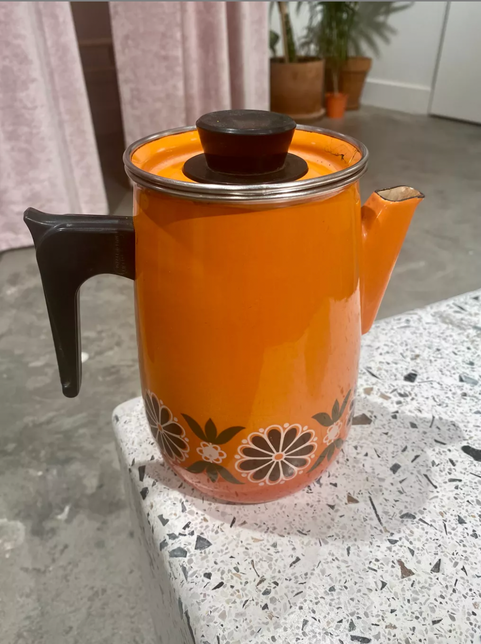 Vintage coffee maker 60 in metal