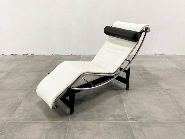 Fauteuil LC4 par Le Corbusier pour Cassina