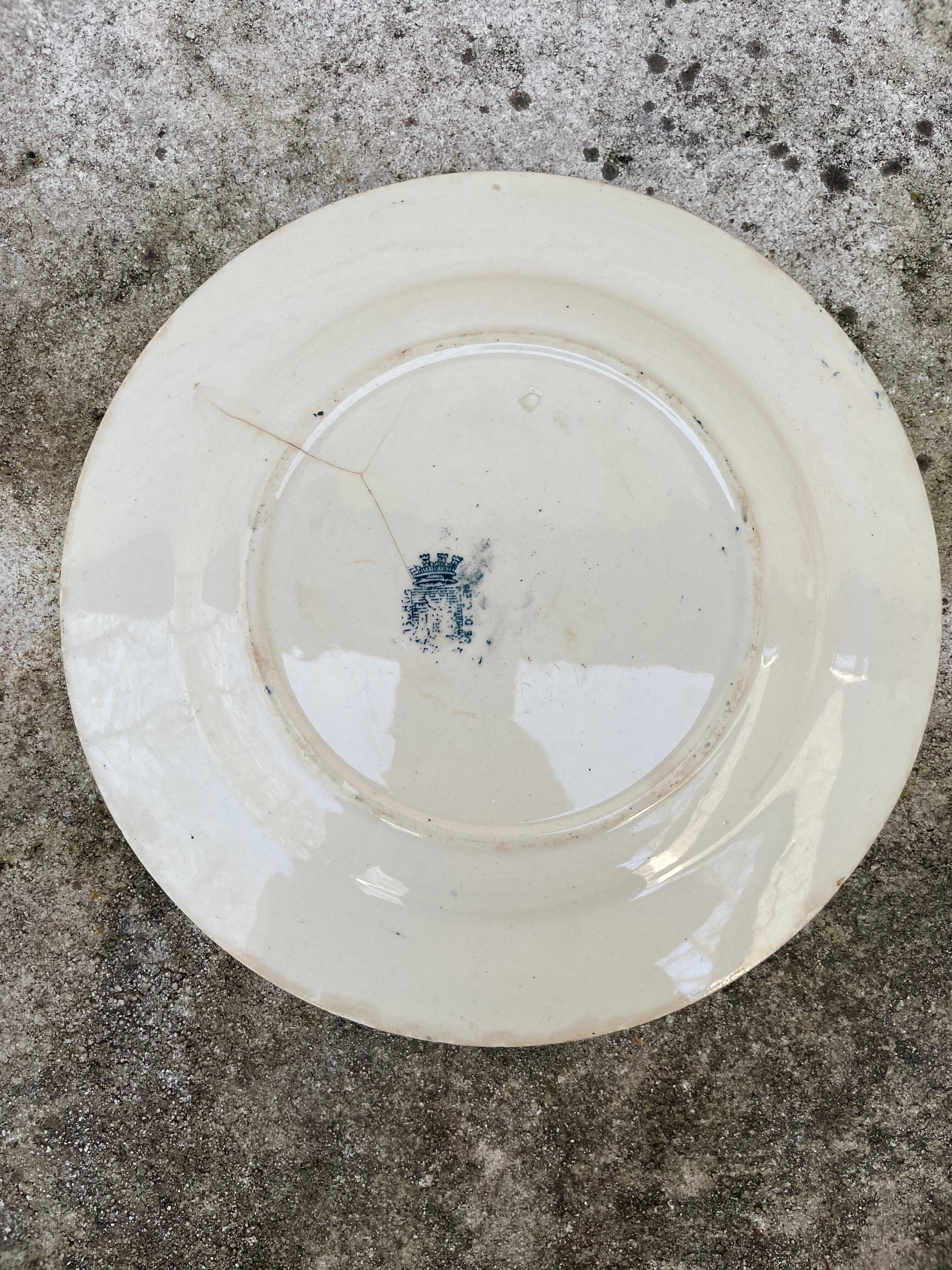 Set of 2 plates white blue with thistle pattern porcelain opaque thistles Gien