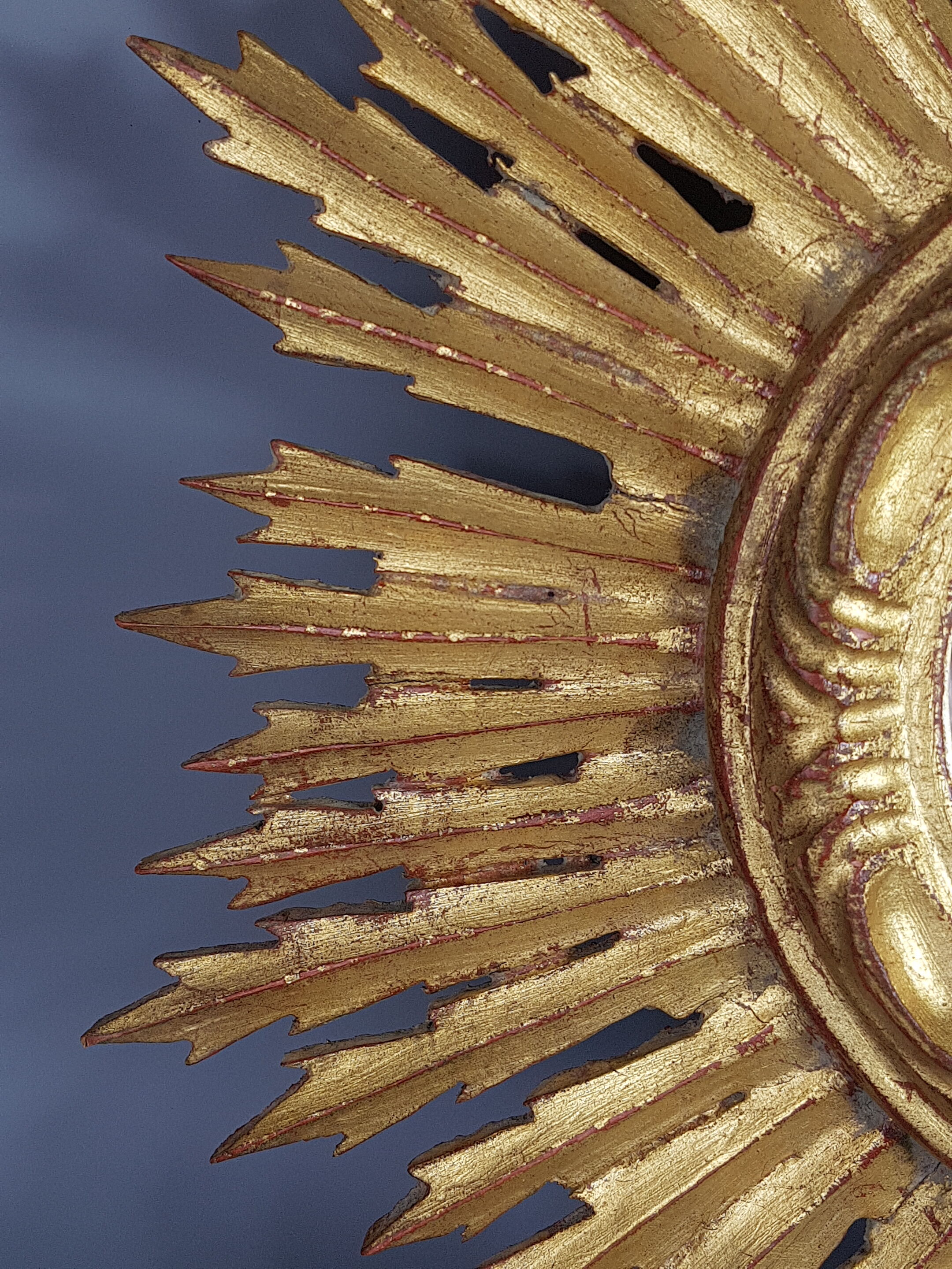 Sun mirror gilded with gold leaf Vintage 50s 42cm