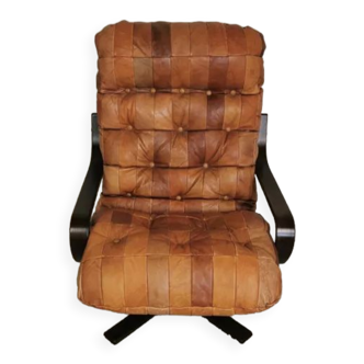 Fauteuil pivotant cuir scandinave