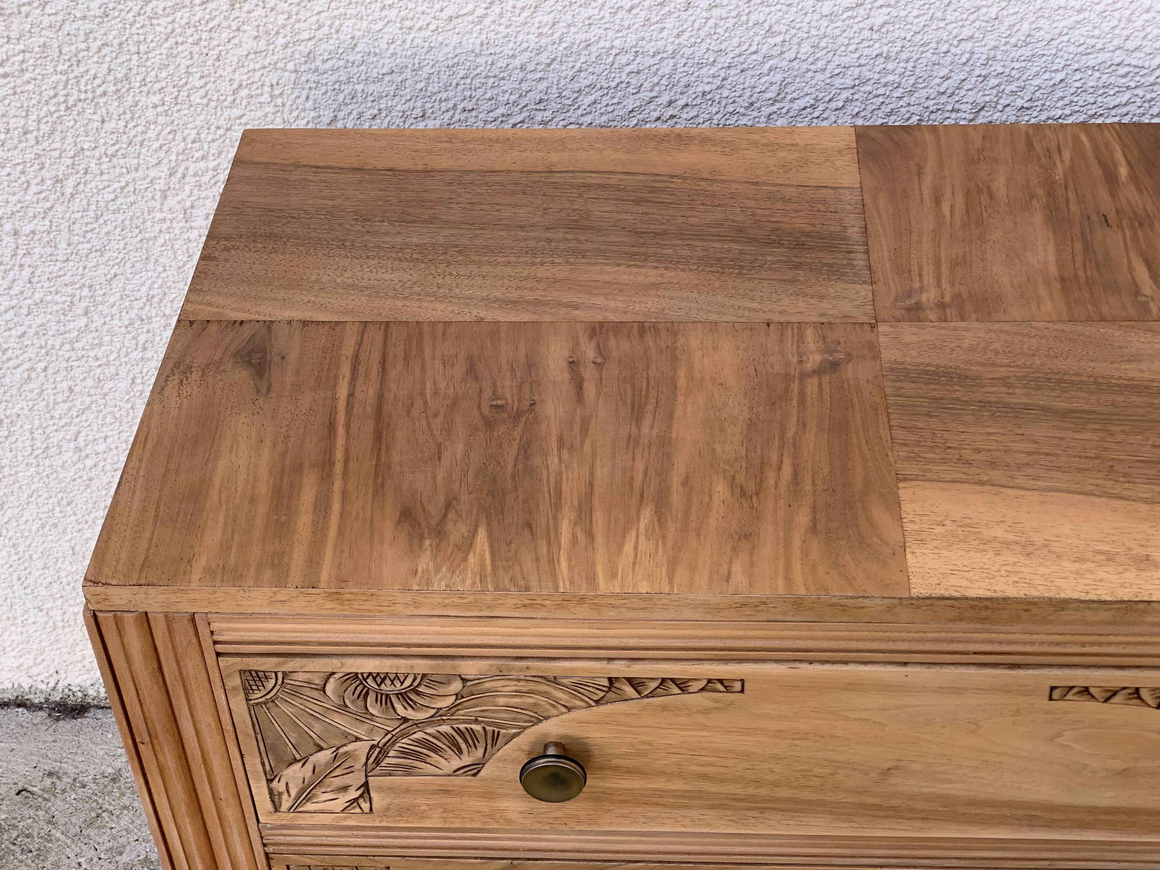 Art Deco chest of drawers Blond walnut 1930