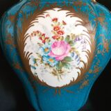 Pair of vases with porcelain lids from Paris, late 19th century