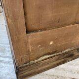 Central island trading counter in walnut