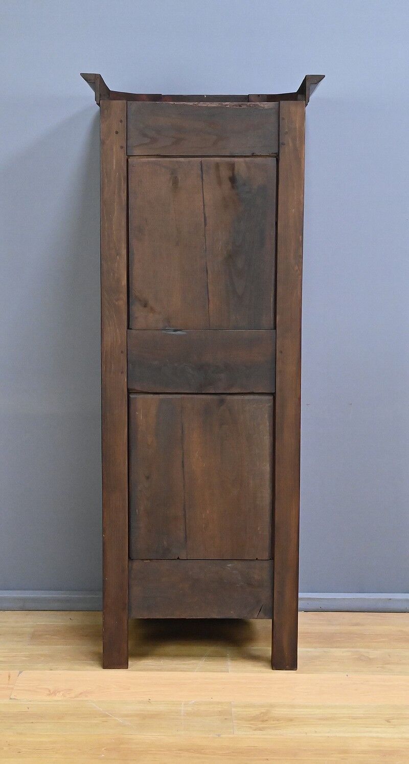 Standing man in cherry wood, Louis XV style – late 19th century