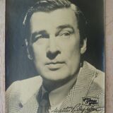 8 vintage autographed photos of American stars Metro Goldwin Mayer