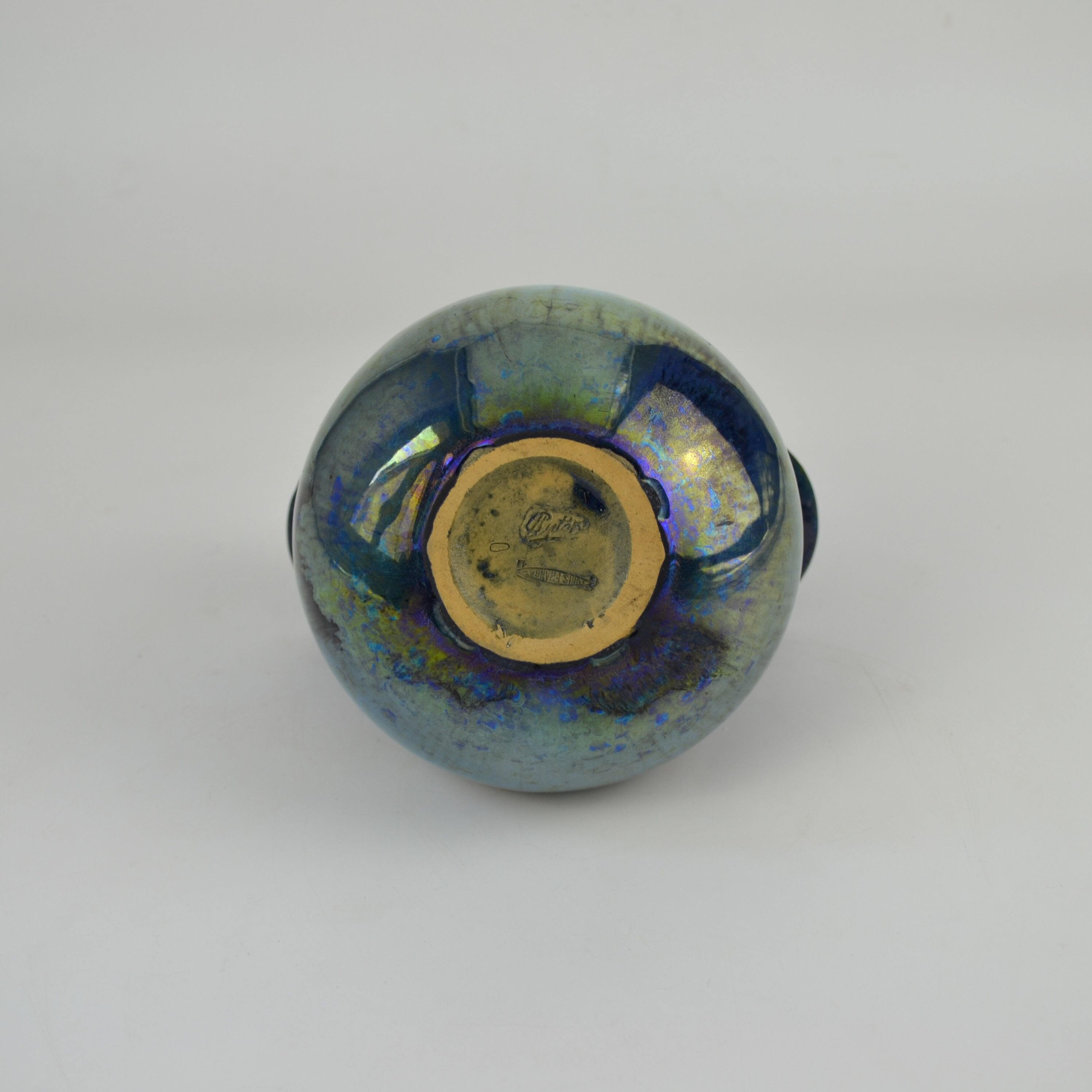 Vase en grès flammés à reflets métalliques de la S.A.P.C. de Rambervillers