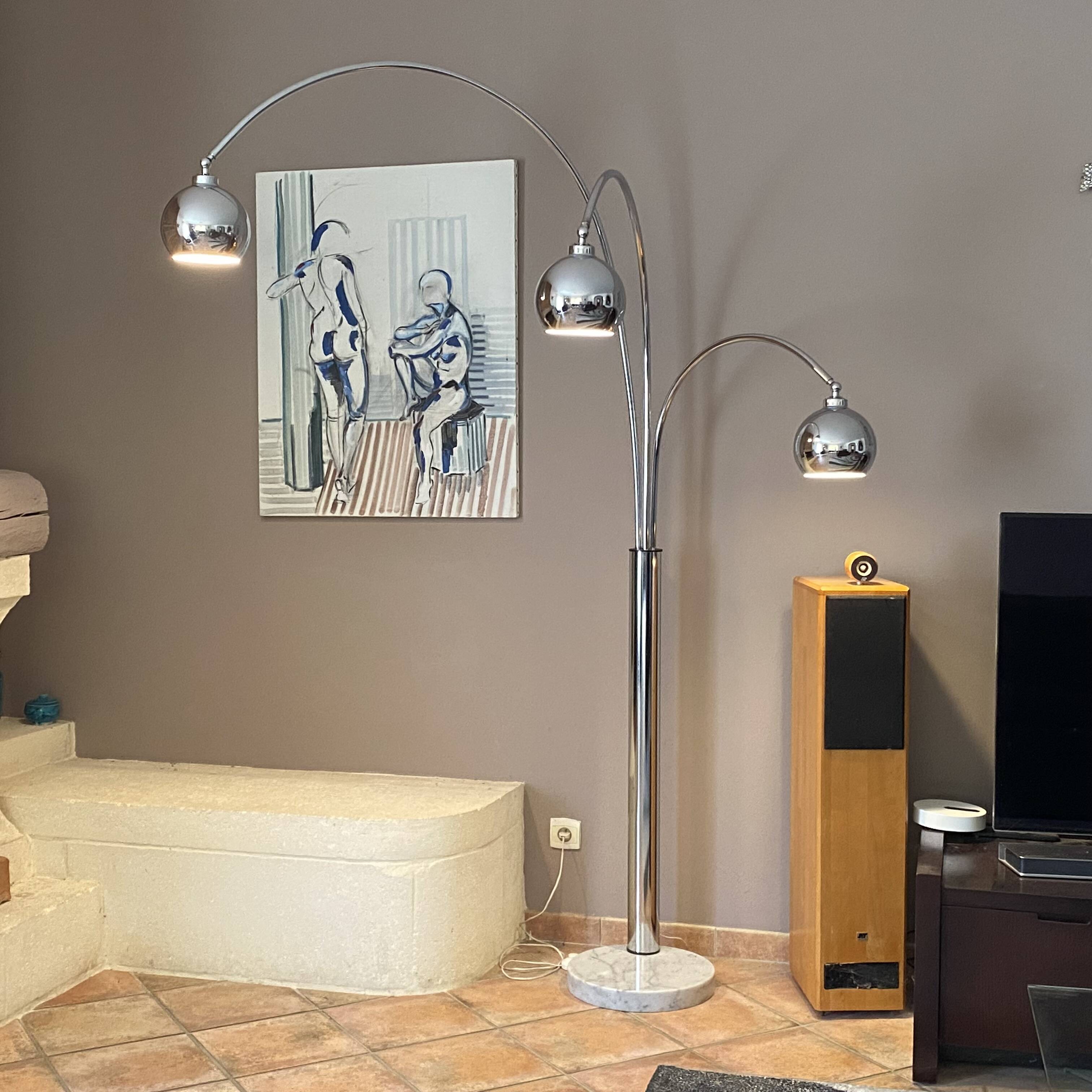 Lampadaire muguet goffredo reggiani. 1970.