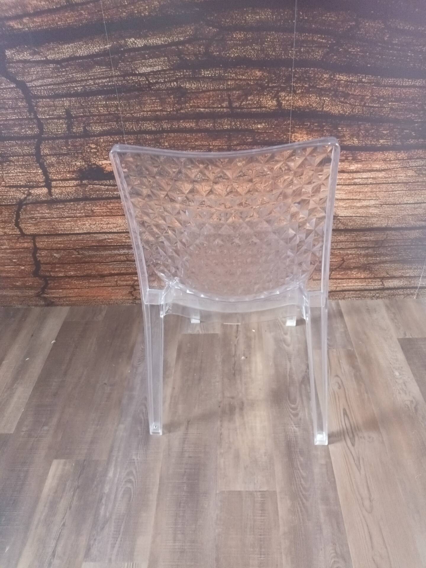 Hypnotic chair