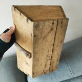 Vieux panier en bois