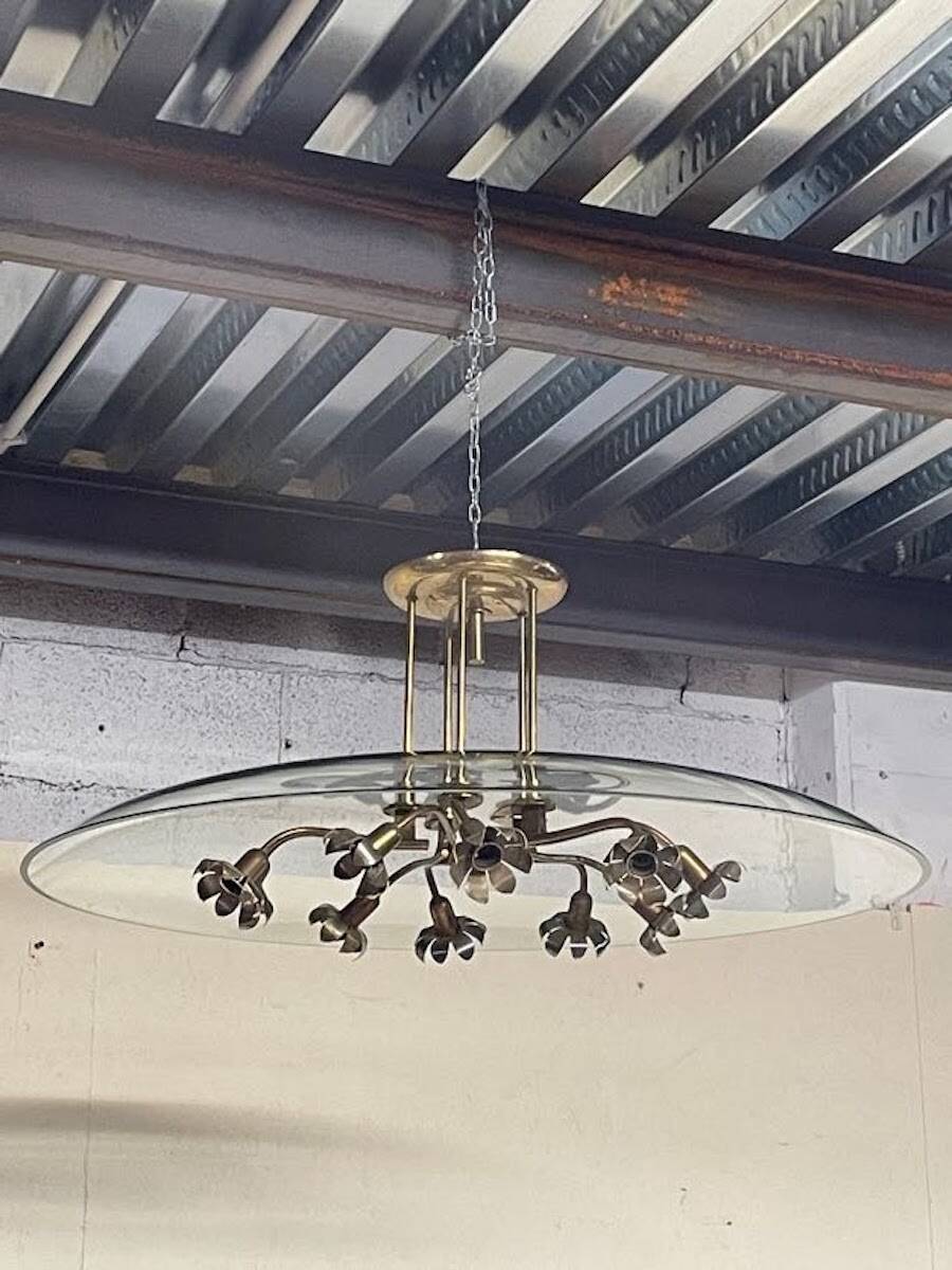 Chandelier in glass and brass attributed to Pietro Chiesa for Fontana Arte, 1940s.