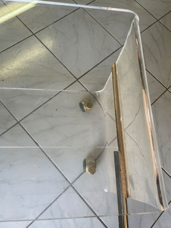 Table basse plexiglass
