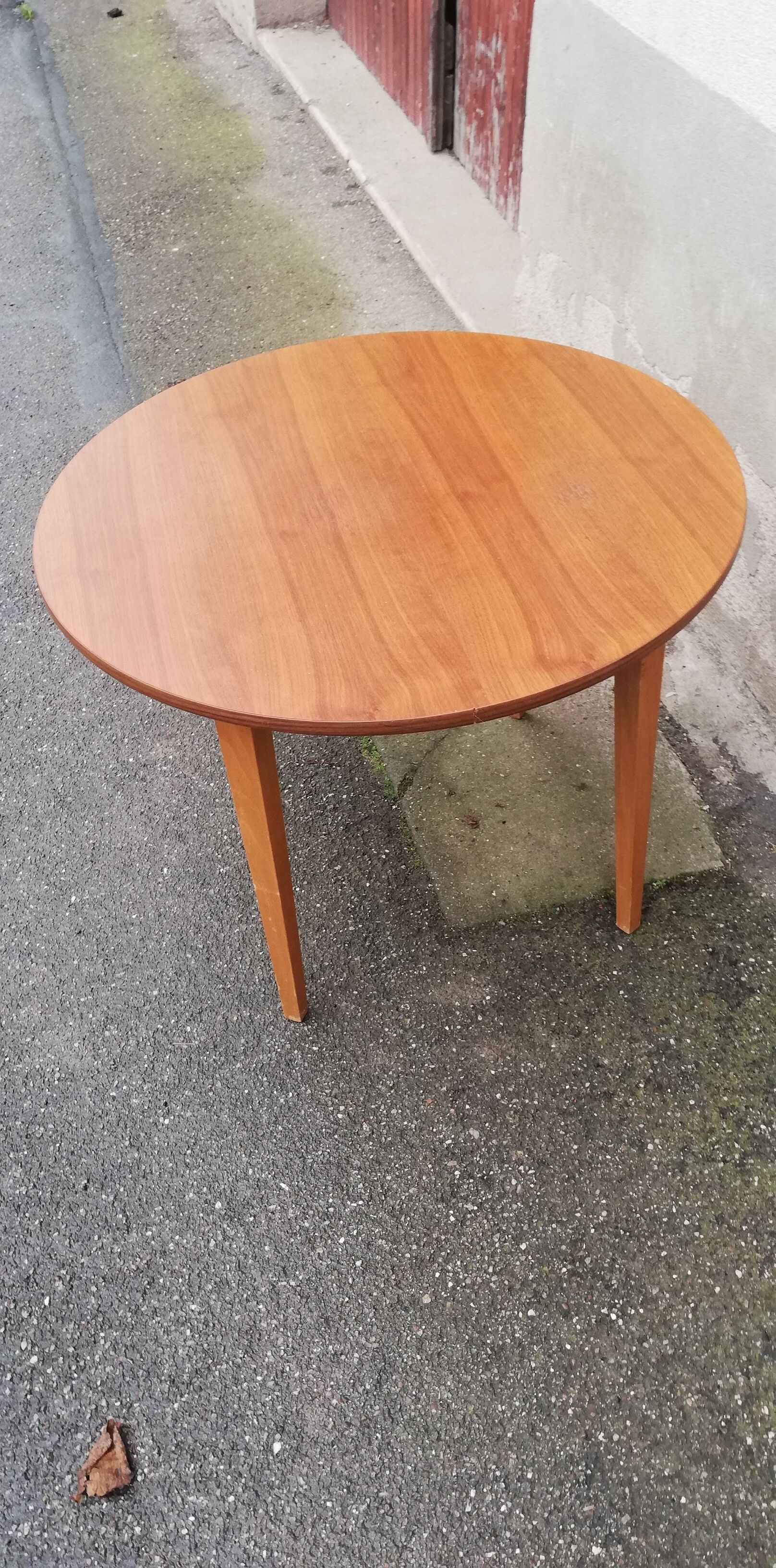 Vintage side table light wood