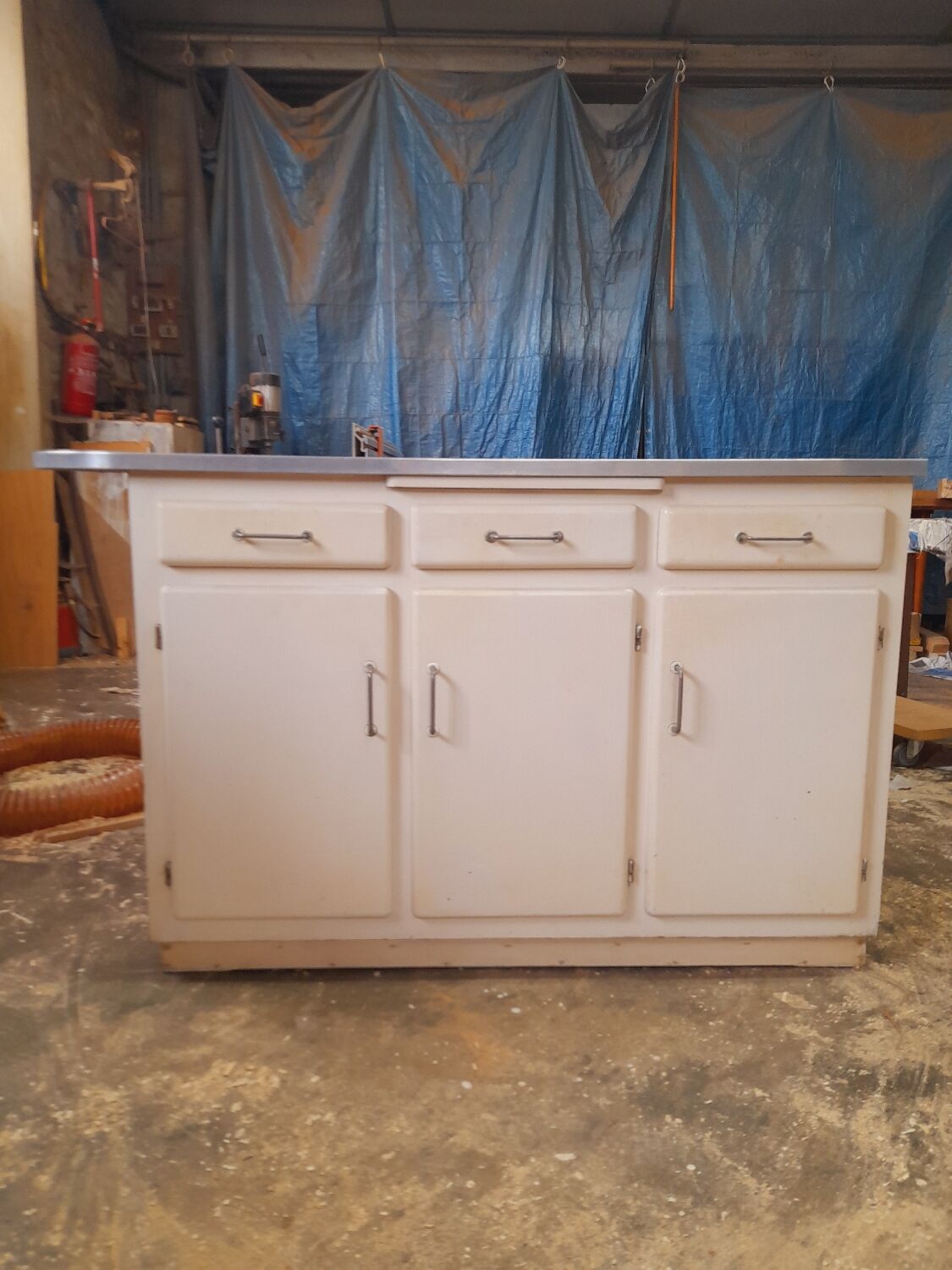 Low sideboard 3 doors mado