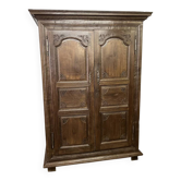 Louis XV carved wooden wardrobe from the 18th century