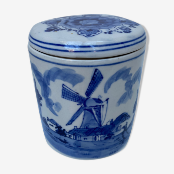 Delft ceramic pot