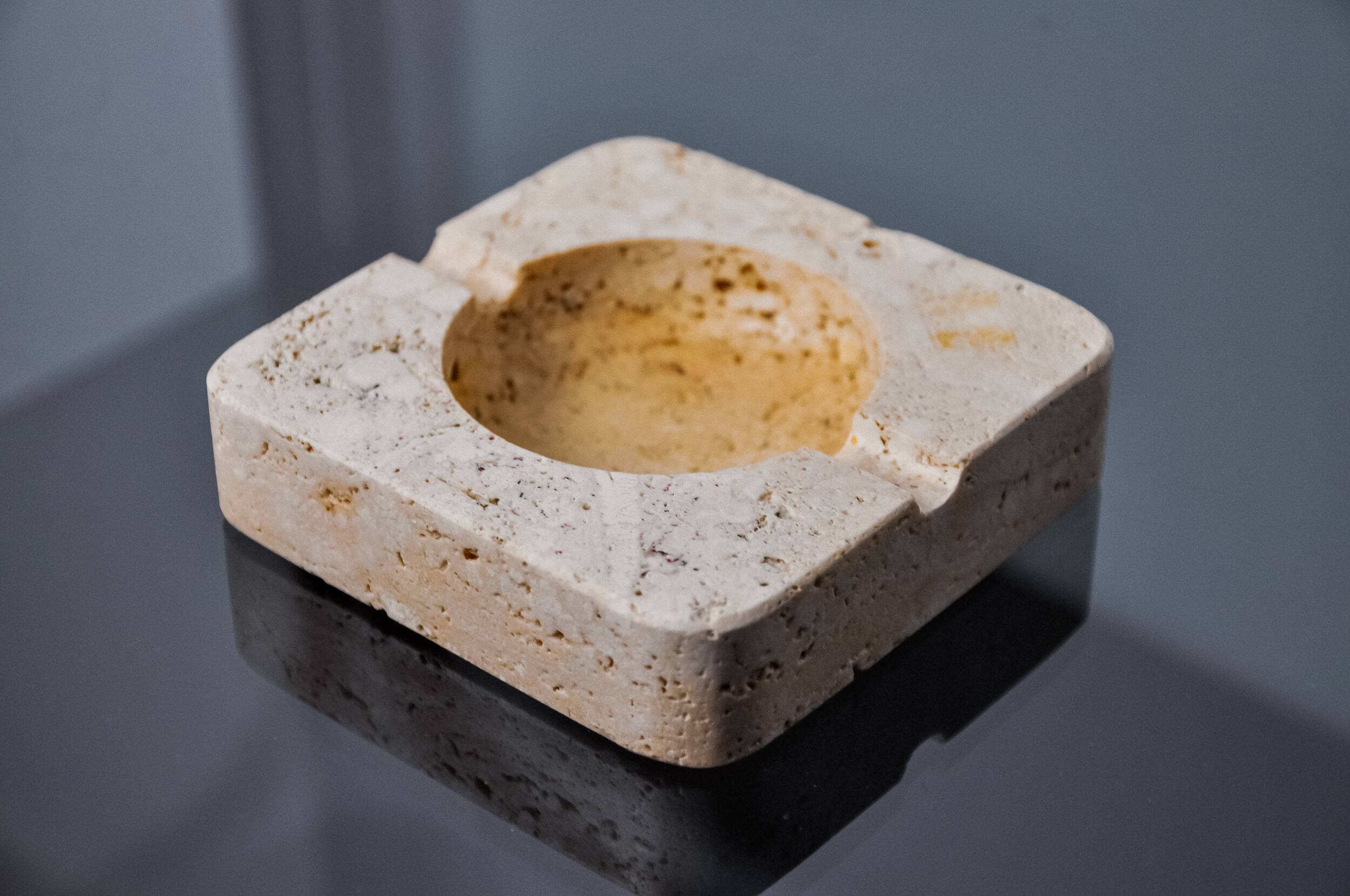 Brutalist ashtray by Fratelli Mannelli, travertine, Italy, 1970