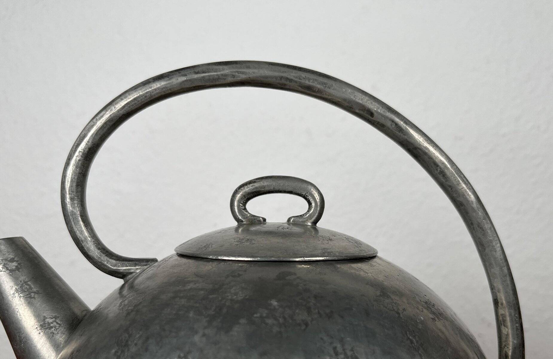 Modern mid-century decorative teapot in pewter by Skurdal Pewter, 1960s.