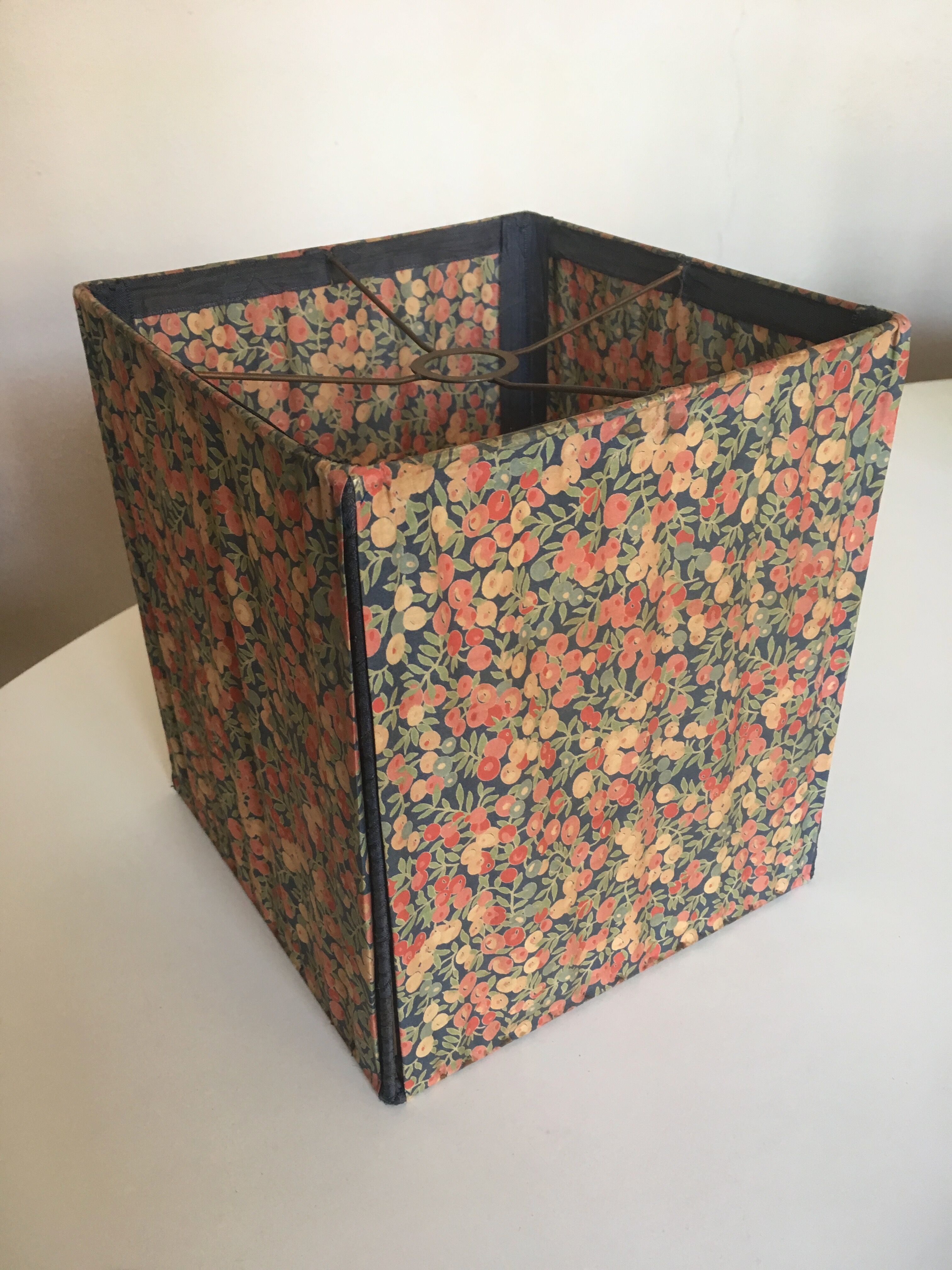 Suspension lampshade in Liberty of London 70s