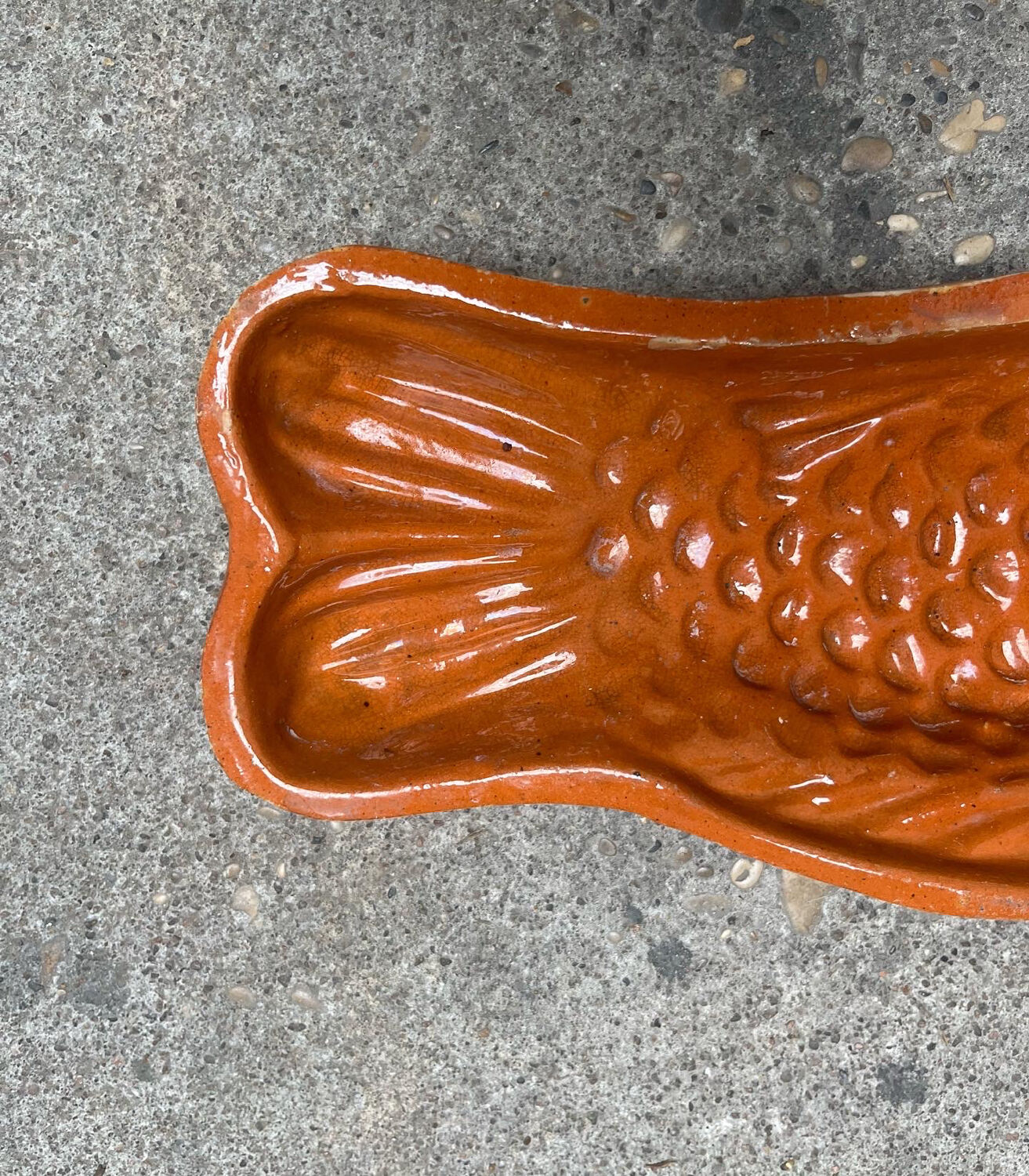Pastry mold / empty old terracotta pocket