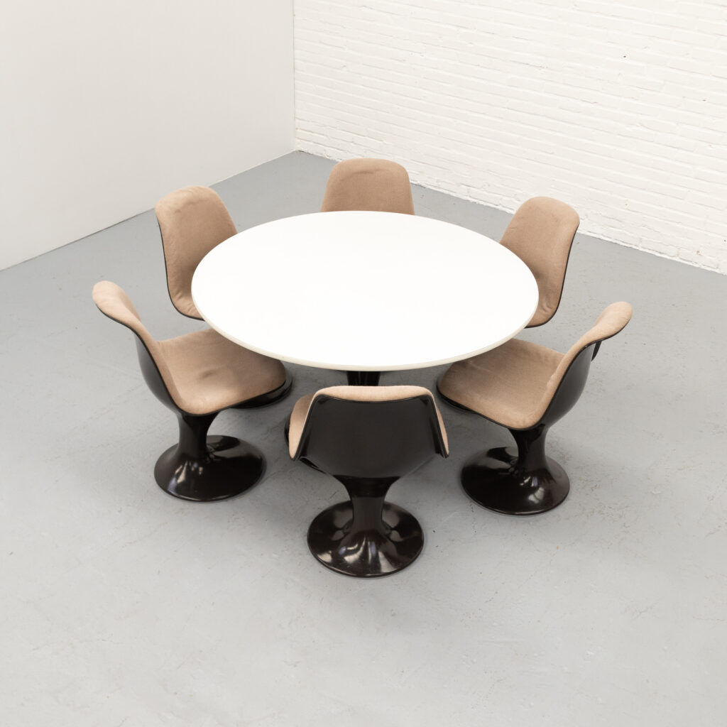 Ensemble de salle à manger Orbit Herman Miller des années 1970