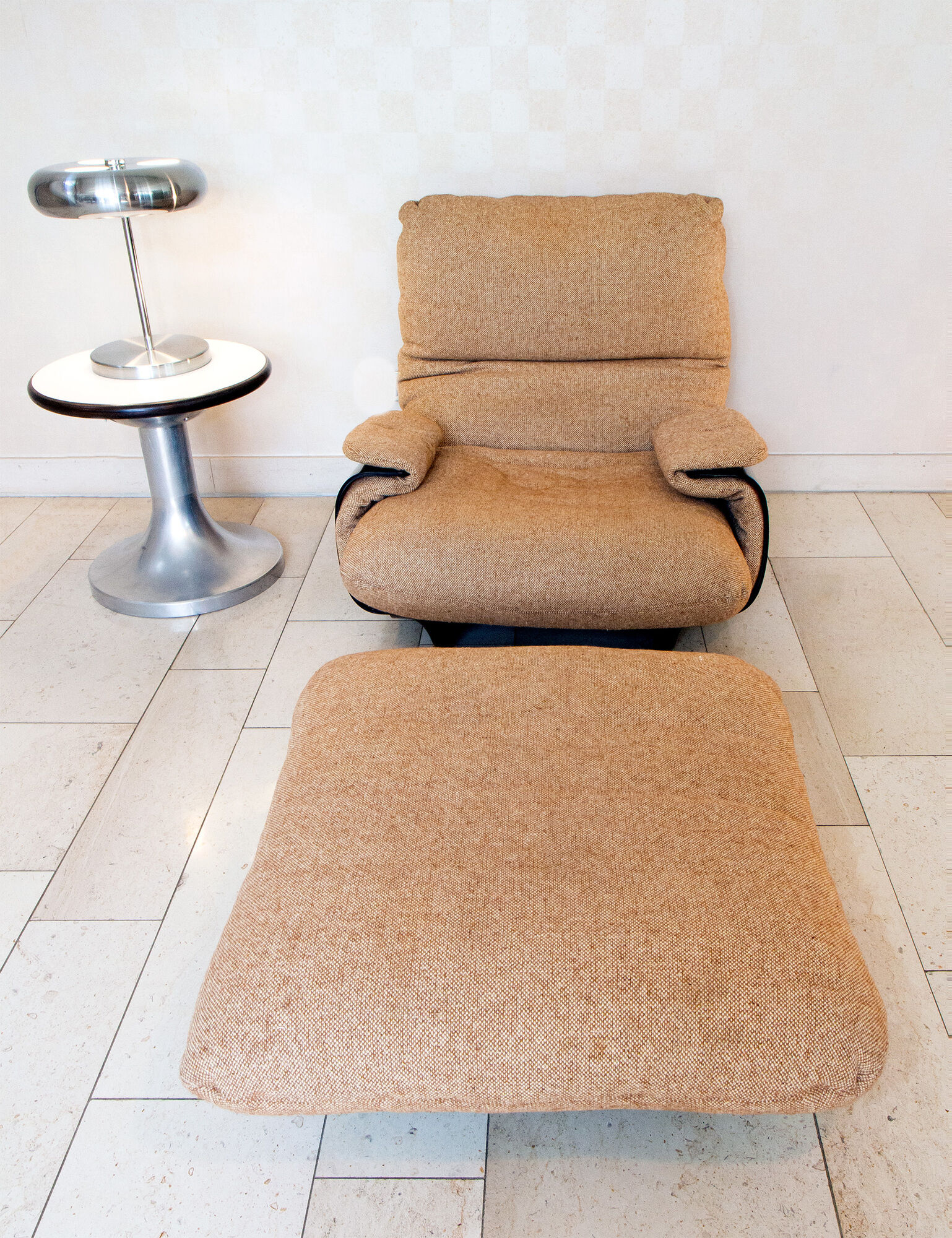Armchair and its ottoman Safi/Marsala by Michel Ducaroy, edition Ligne Roset 1970