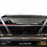 Olivetti portable typewriter model "Ico" 30s