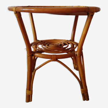 Round rattan side table