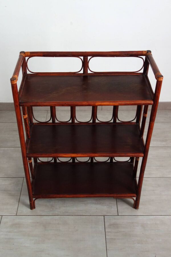 Étagère vintage en bambou et rotin