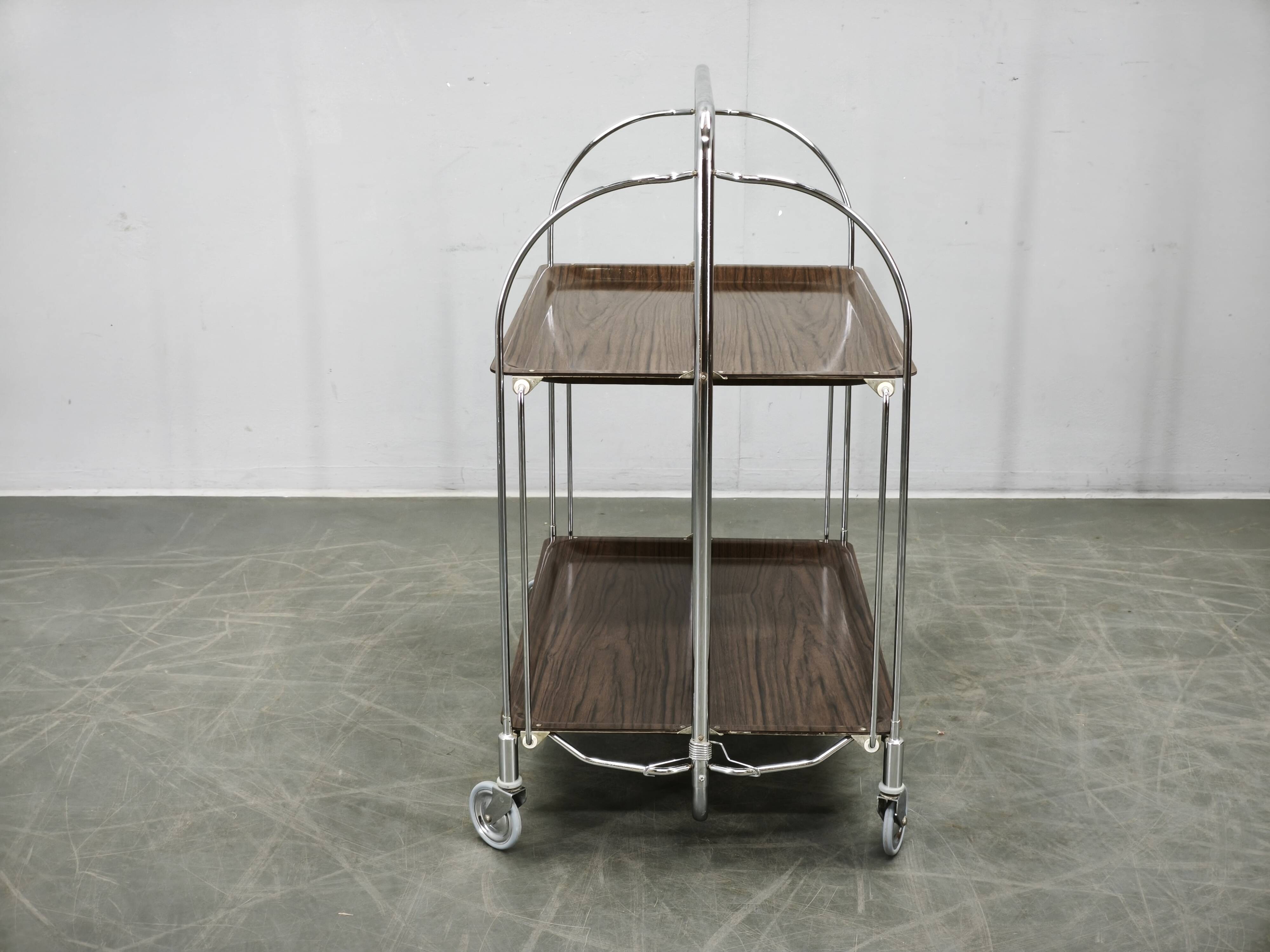 Chariot de service pliant en chrome allemand des années 1960
