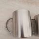 4 Grandes Tasses en inox et son support métallique