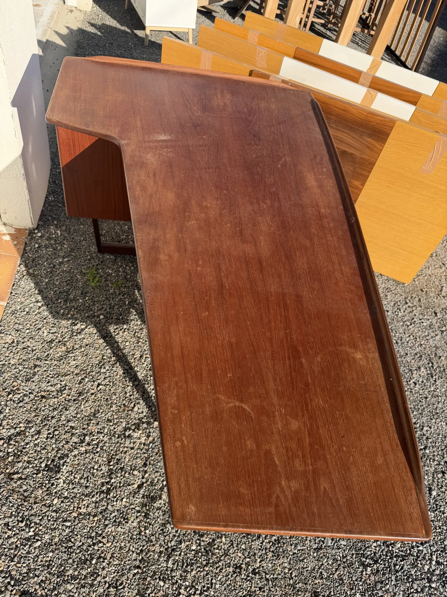 Boomerang Desk in teak – Peter Løvig Nielsen, Denmark, 1960s