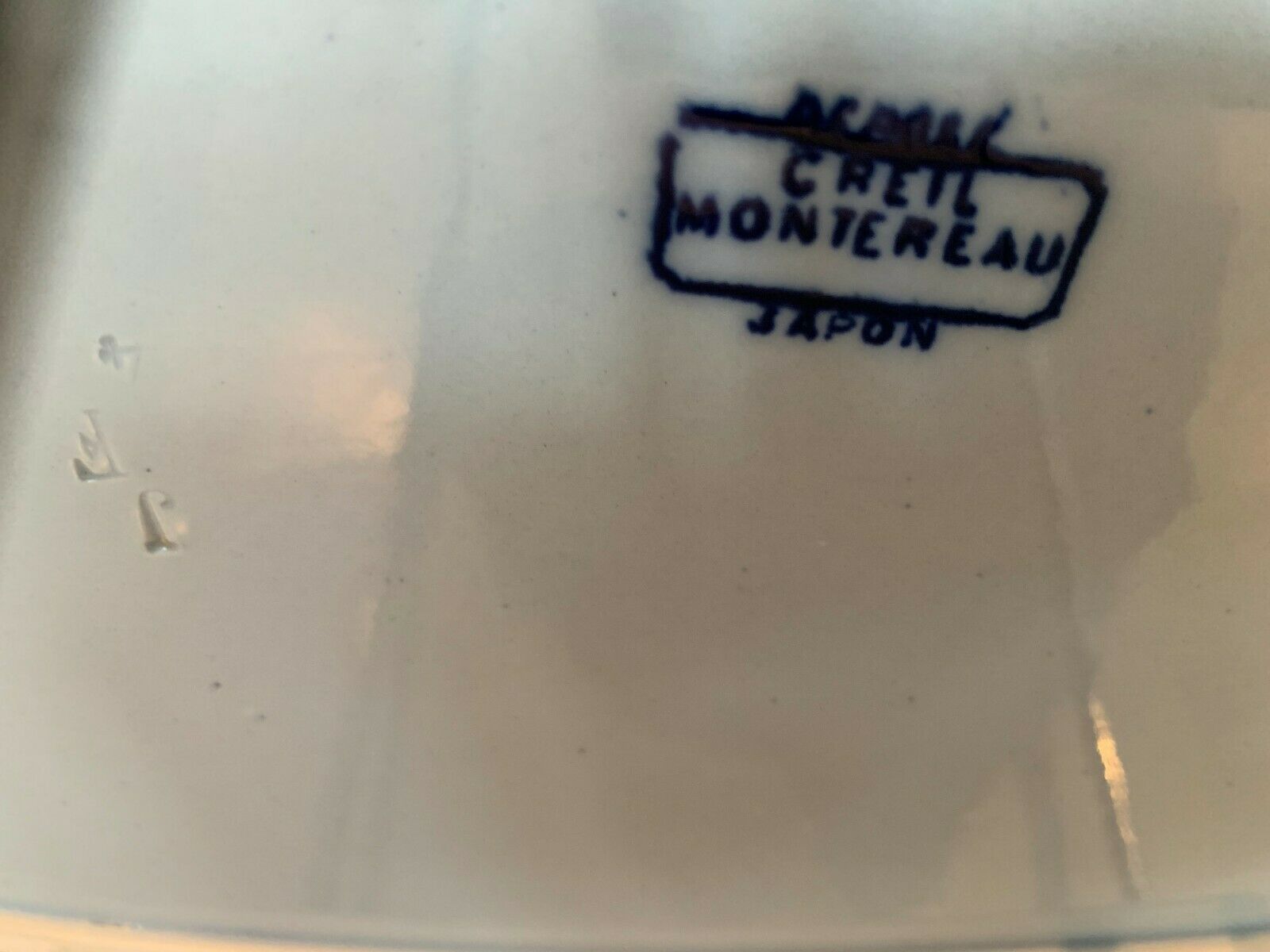 Creil Montereau 20th century earthenware oval dish