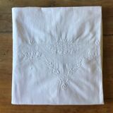 Nappe blanche  ancienne brodée main