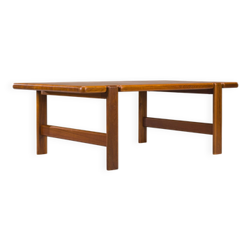 Table basse danoise en teck attribuée à Niels Bach, années 1960