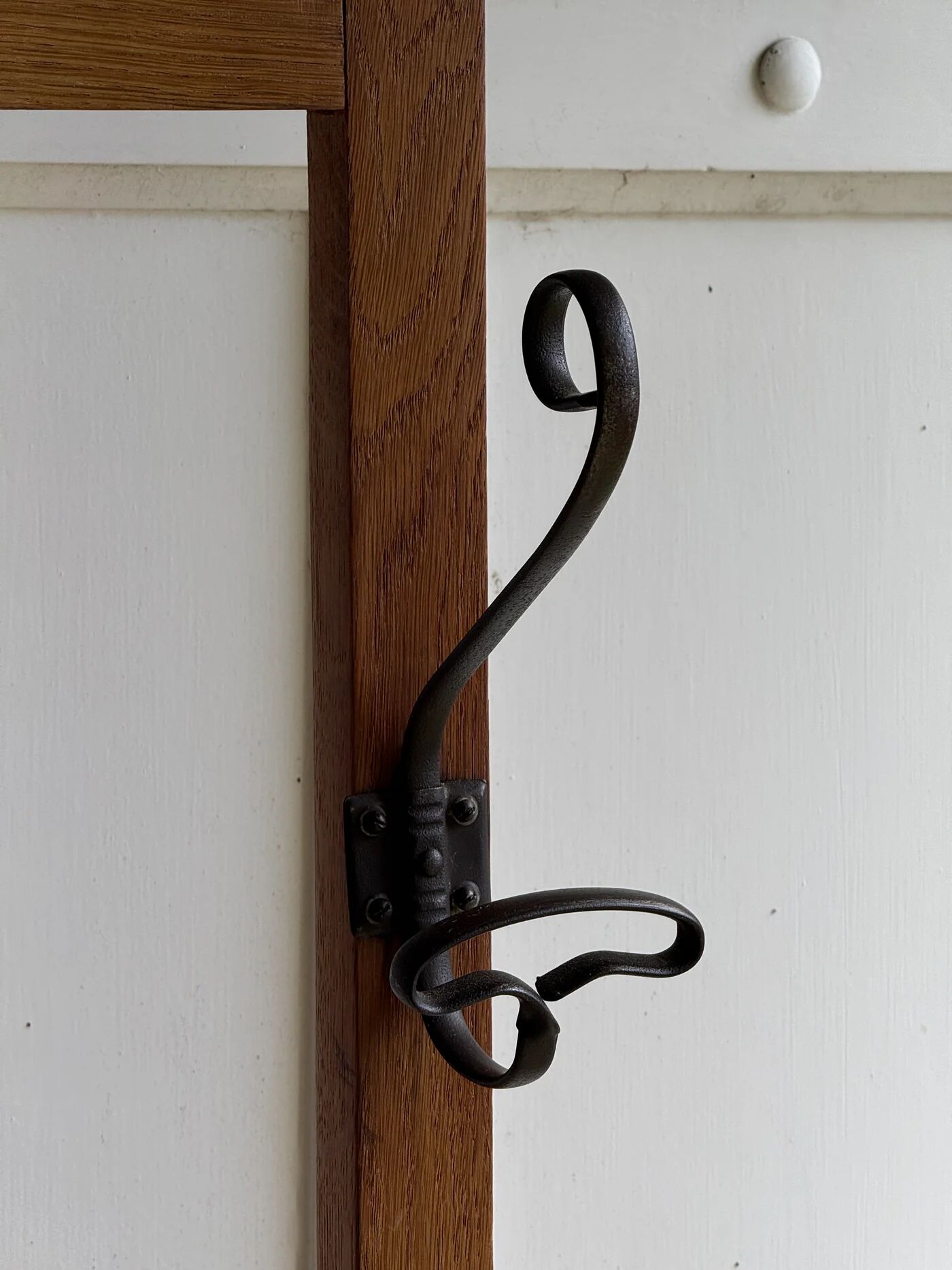 Coat rack / wardrobe in Art Deco style