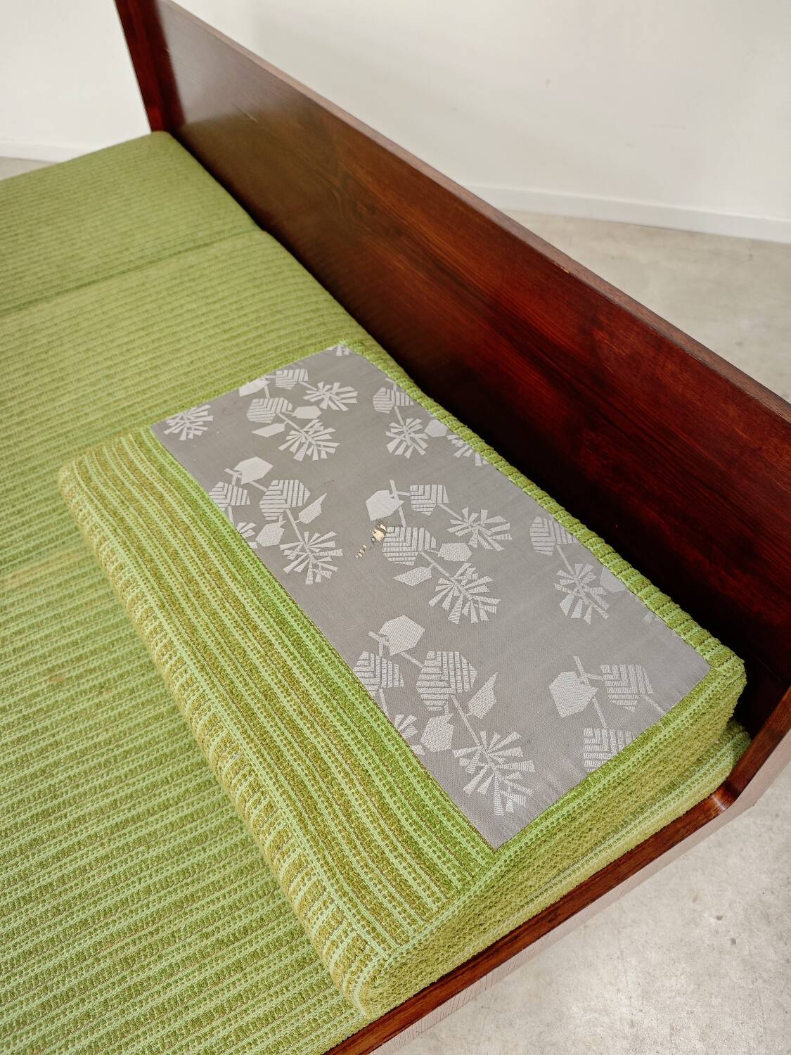 Jitona Sobeslav 1970s Green Fabric Folding Sofa