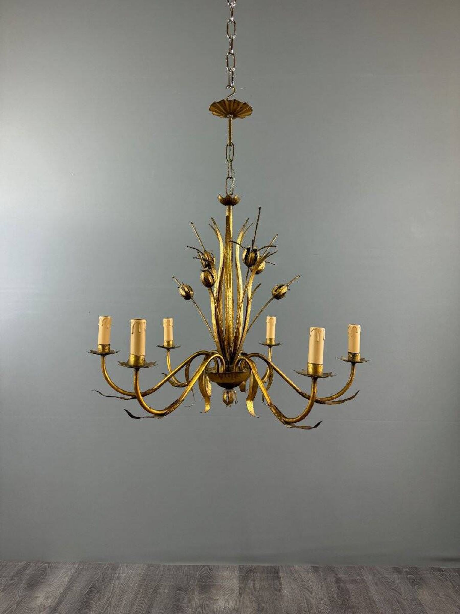 Lustre en métal doré, Italie, vers 1950