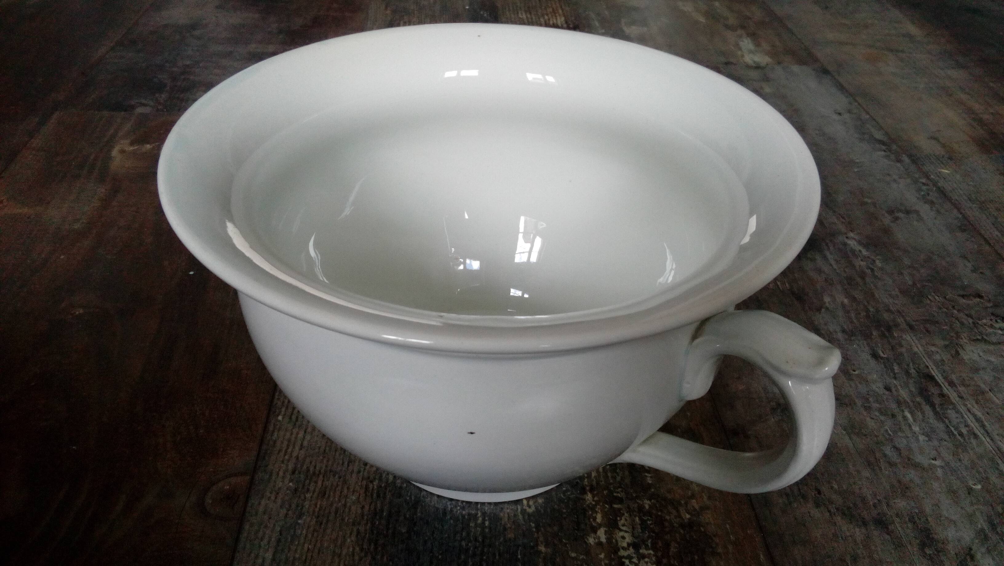 Lunéville blue white pot cache