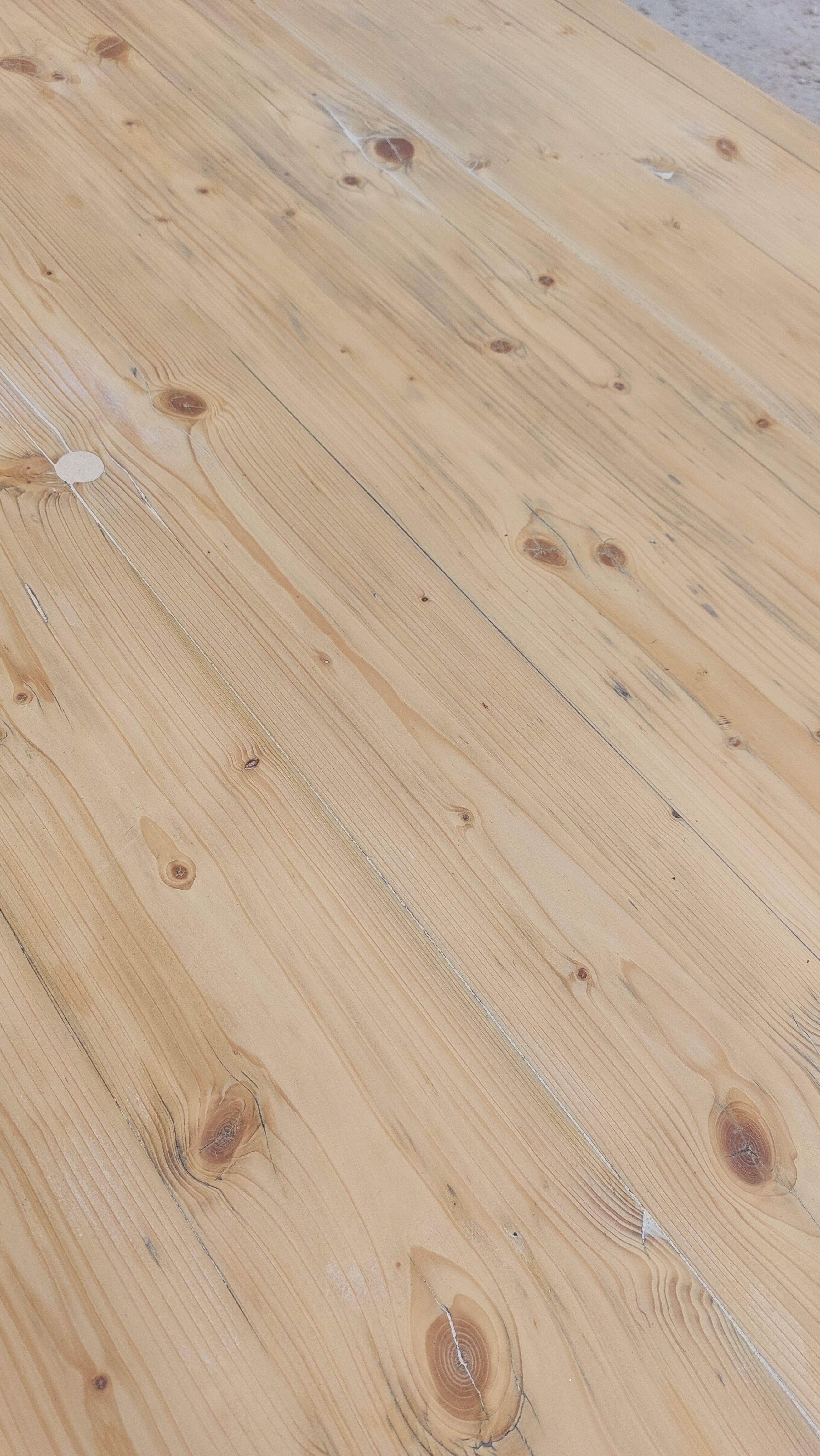 Table de restaurant bistrot en fonte -1m76