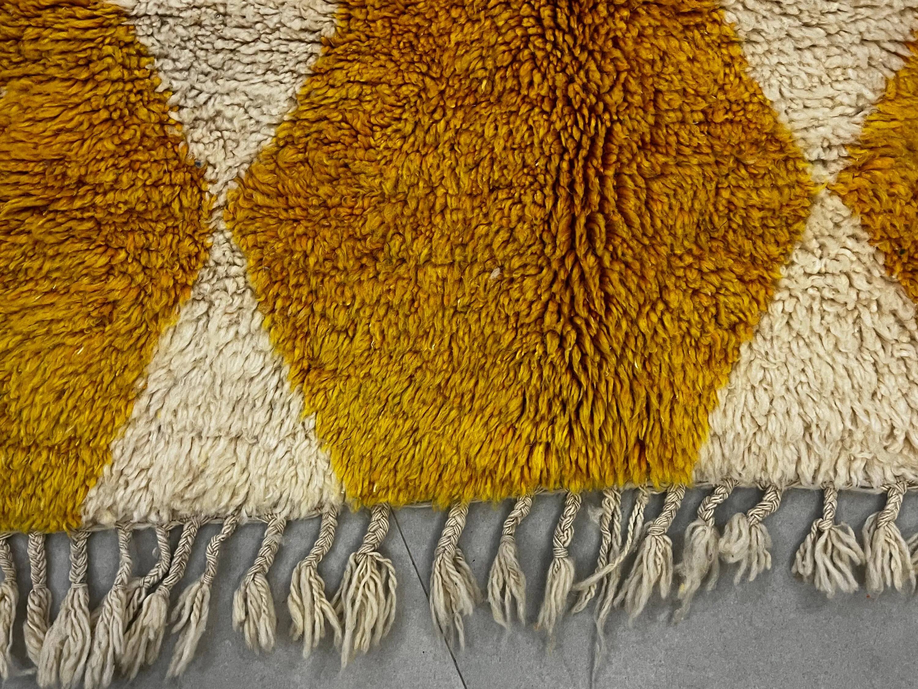 Handmade natural Berber rug 2.5x1.5 m