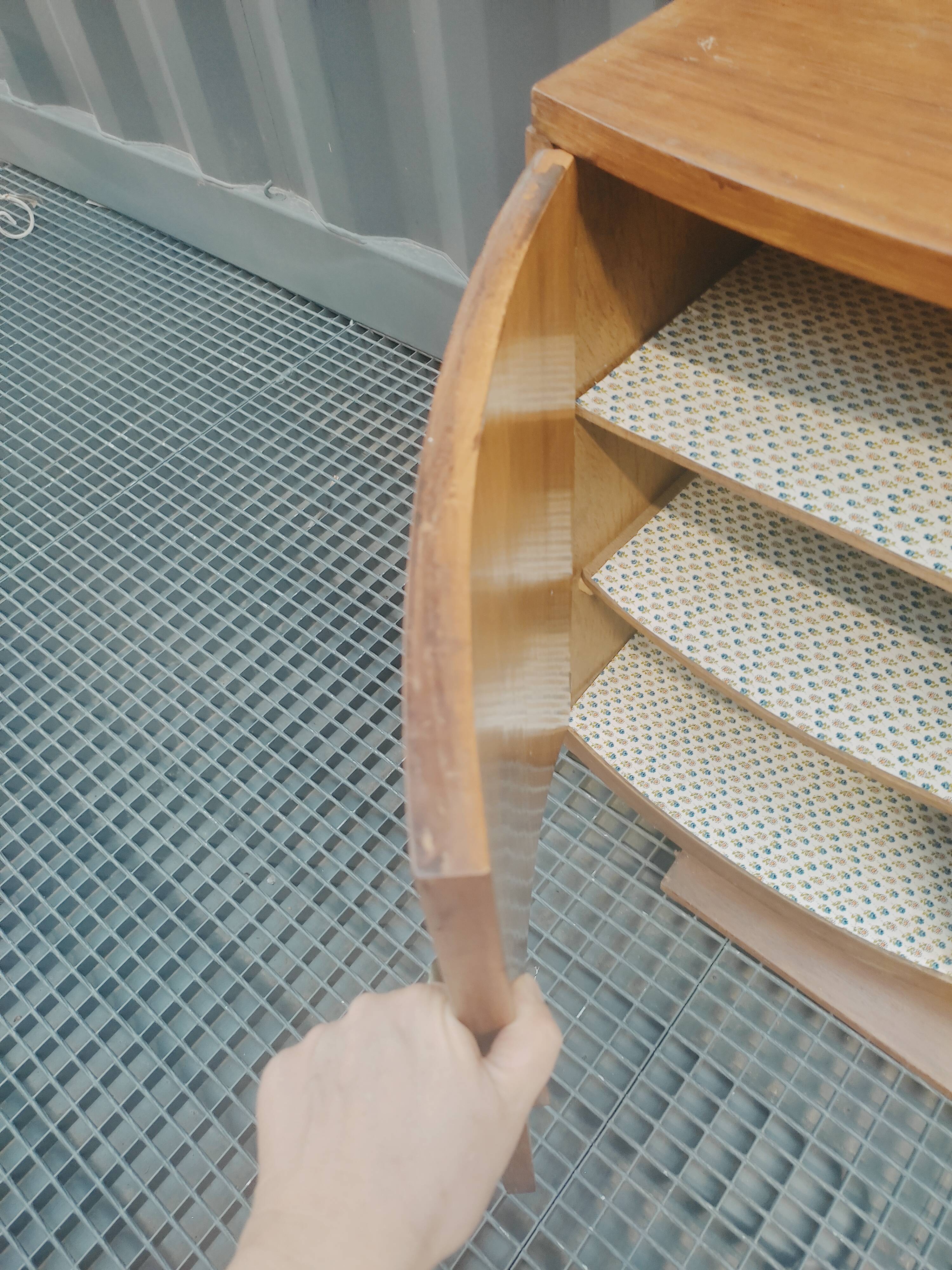 Hairdresser psyche art deco