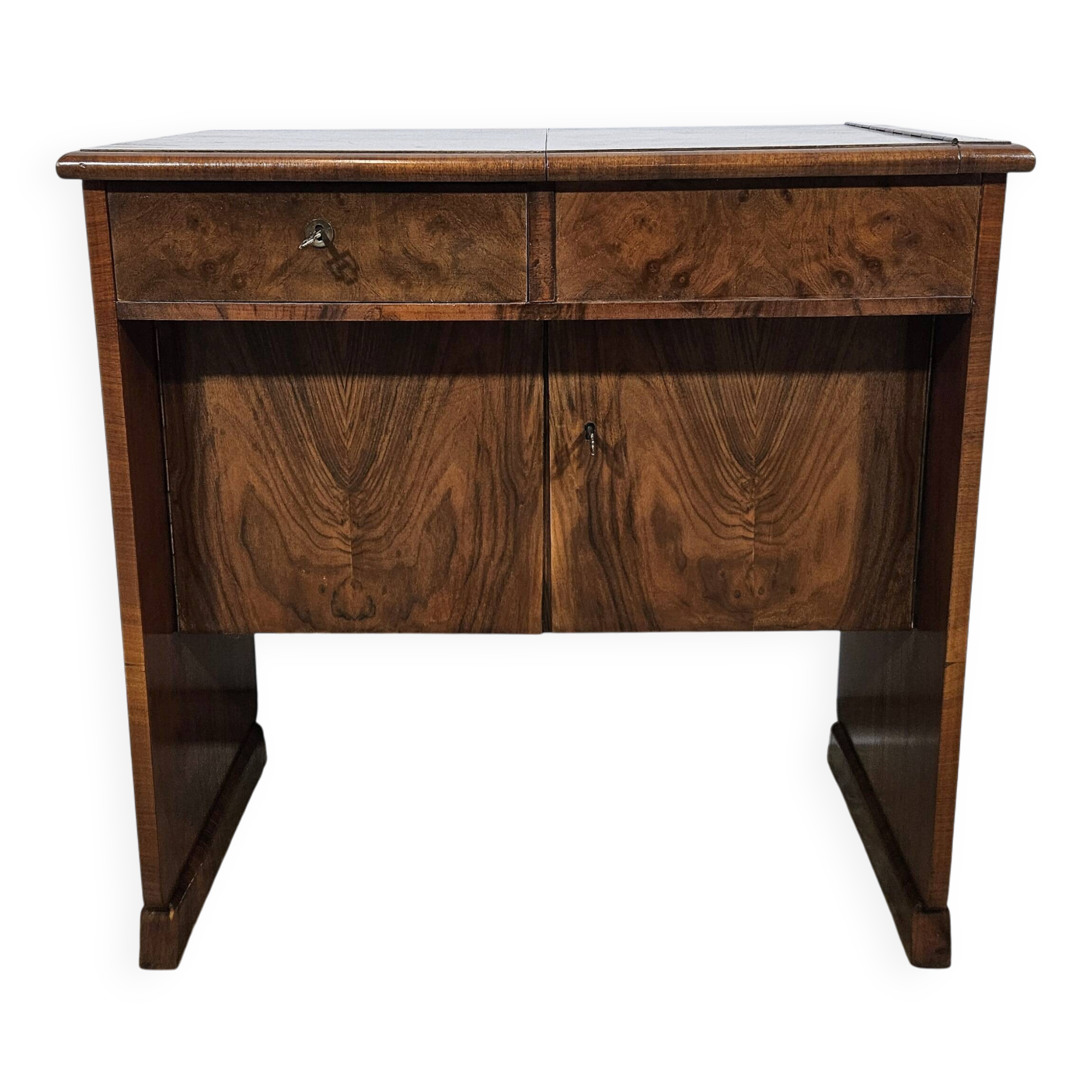 Sewing Art Deco, 1940s