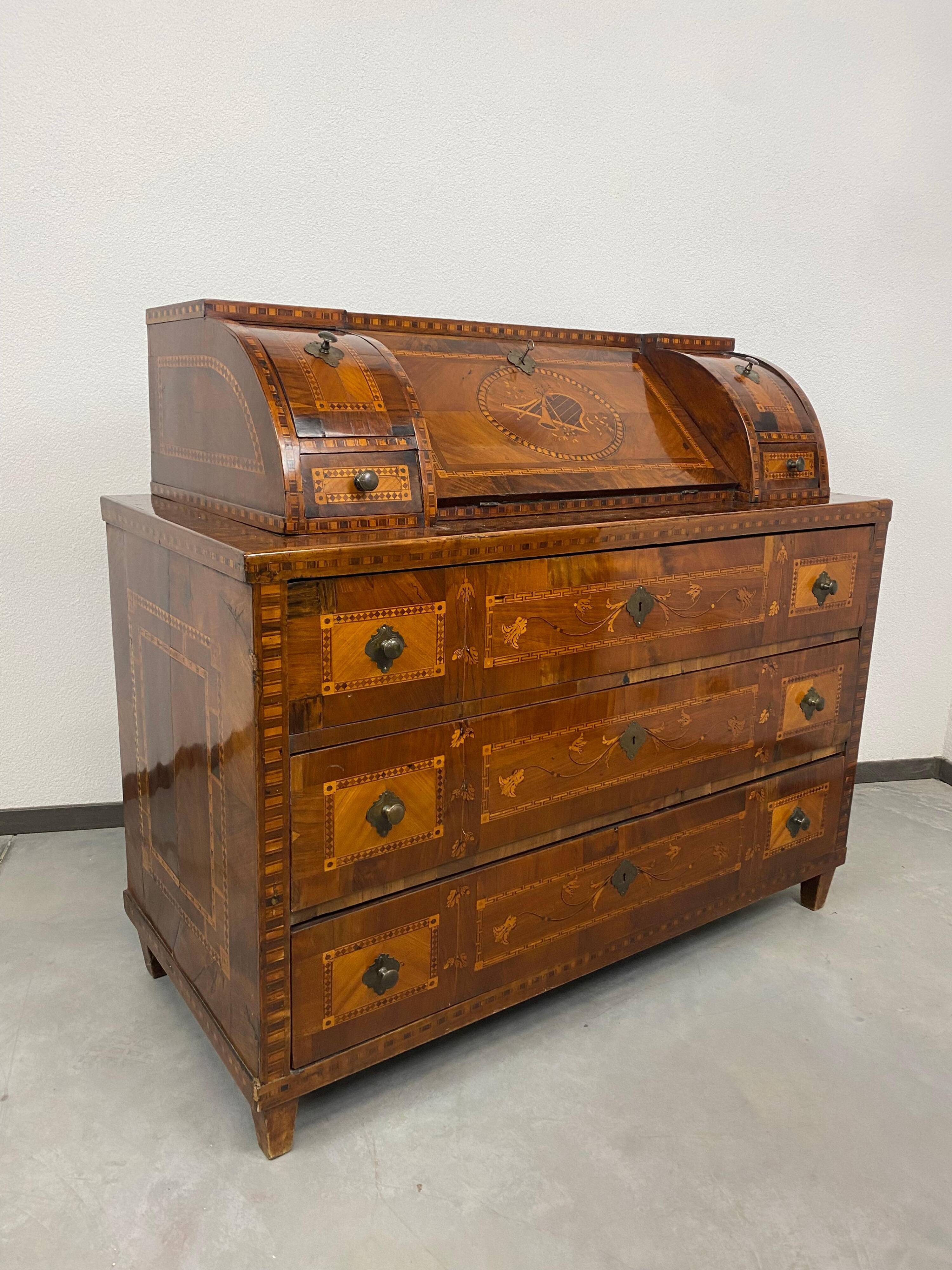 Classicist Viennese secretary, around 1790